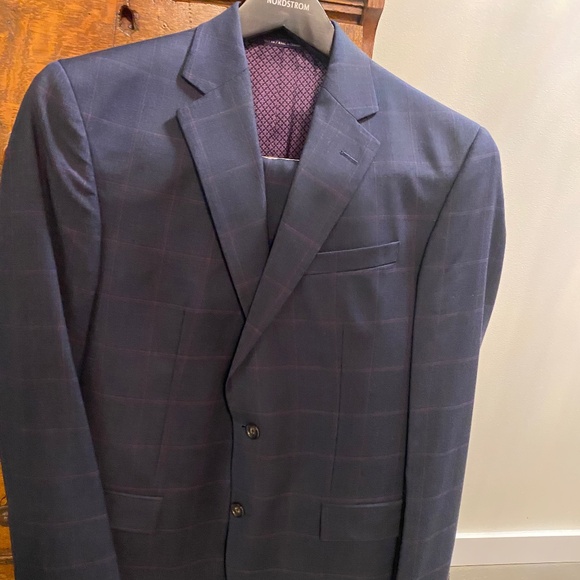 TED BAKER navy window pane checked suit, size 42 - Picture 3 of 16